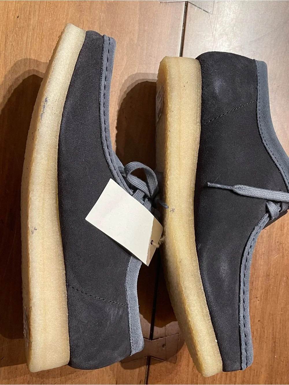 Clarks Men’s Blue/Charcoal Suede Chukka Wallabee Lace Shoes